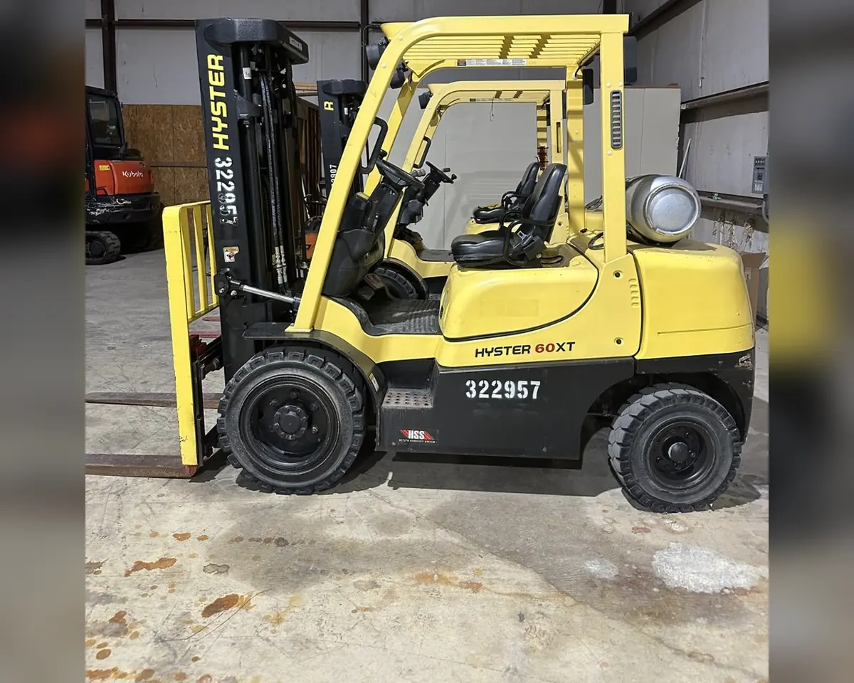 Pre-Owned 2020 Hyster H60XT forklift, photo 1