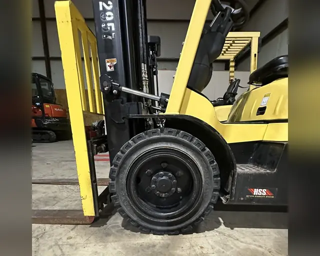 Pre-Owned 2020 Hyster H60XT forklift, photo 5